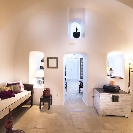 شقة فندقية Heliophos Boutique Caves أويا