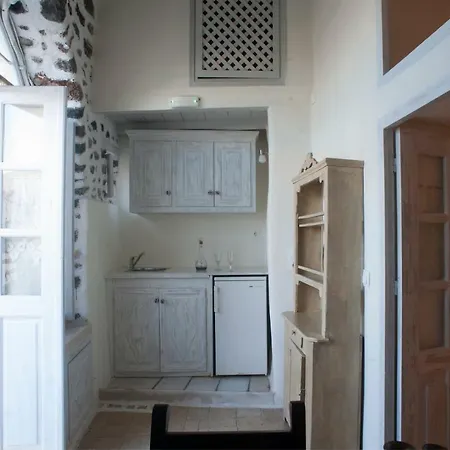 Heliophos Boutique Caves Apart Otel Oia