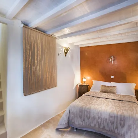 Hotel apartamentowy Heliophos Boutique Caves Oia