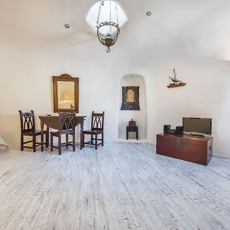 Heliophos Boutique Caves شقة فندقية أويا