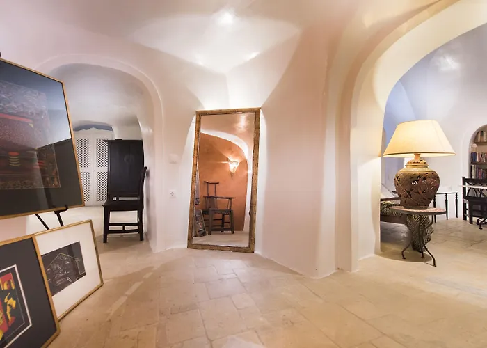 Heliophos Boutique Caves شقة فندقية 4*