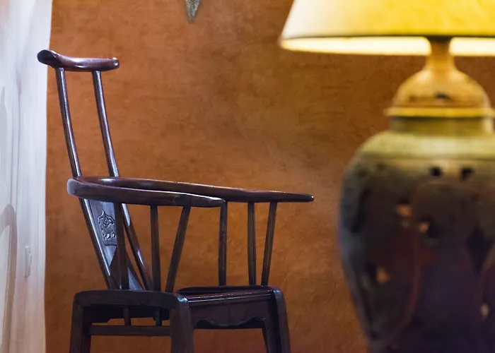 Heliophos Boutique Caves