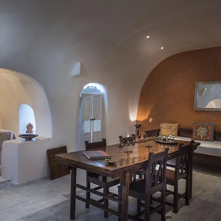 Heliophos Boutique Caves Aparthotel