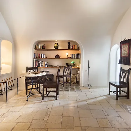 Aparthotel Heliophos Boutique Caves