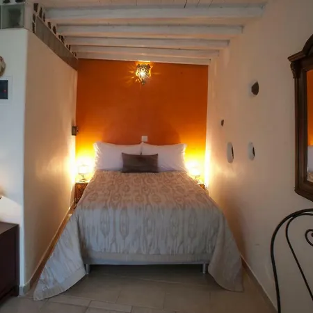 Heliophos Boutique Caves 3* Oia (Santorini)