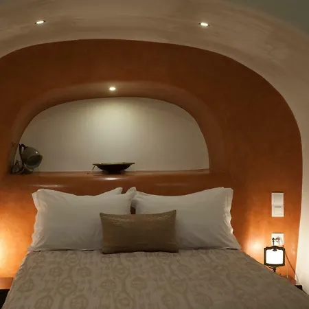 Aparthotel Heliophos Boutique Caves 3*