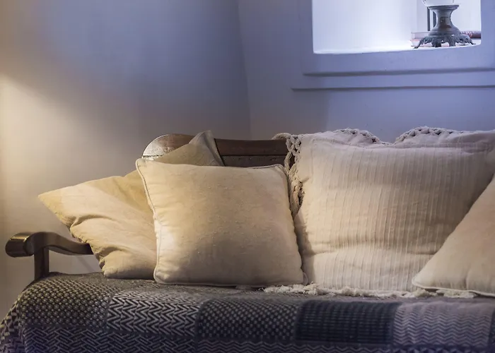 Heliophos Boutique Caves 伊亚