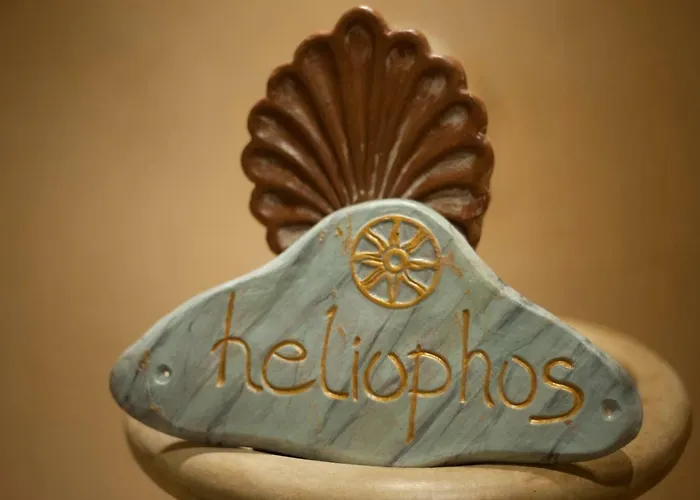 Heliophos Boutique Caves